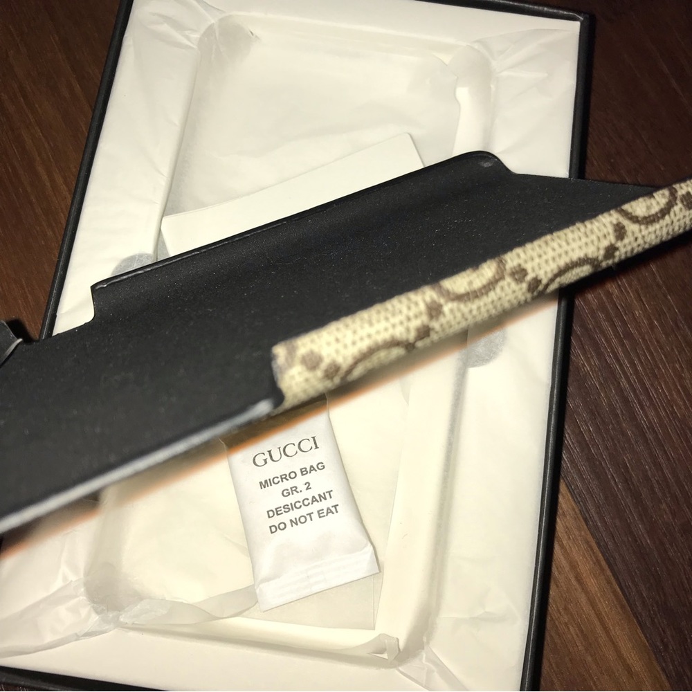 Gucci Kingsnake Print iPhone 7/8 & SE Case New In Box - Picture 5 of 9